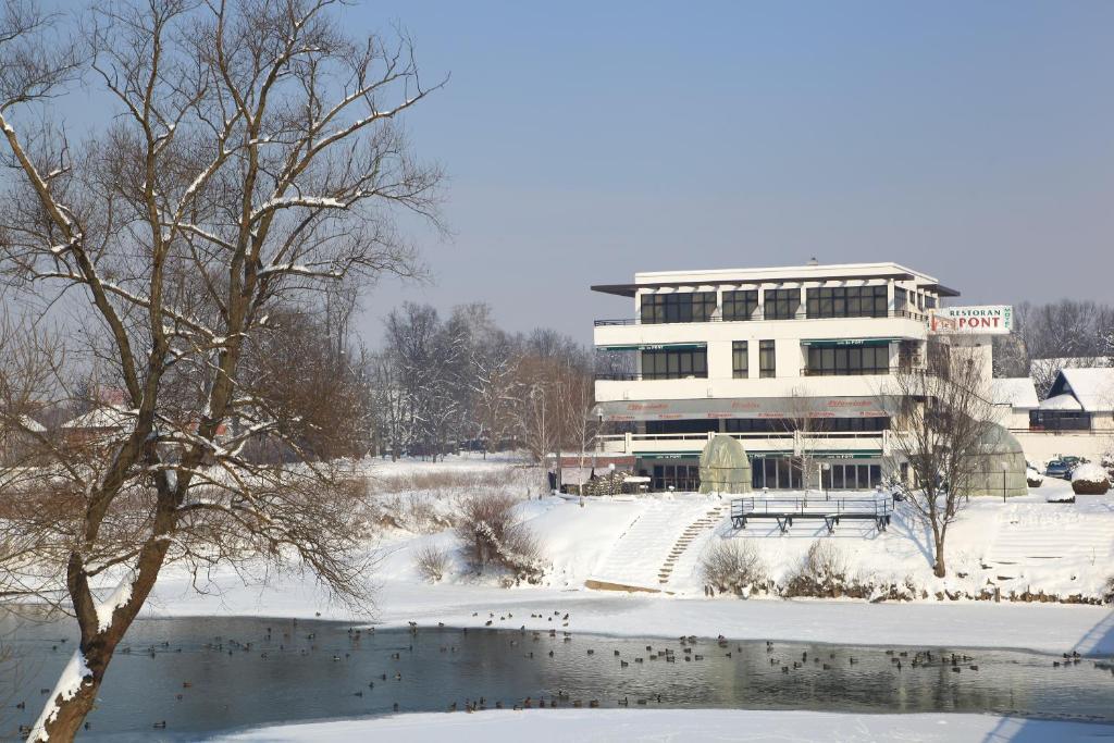 Hotel Le Pont Prijedor Ngoại thất bức ảnh