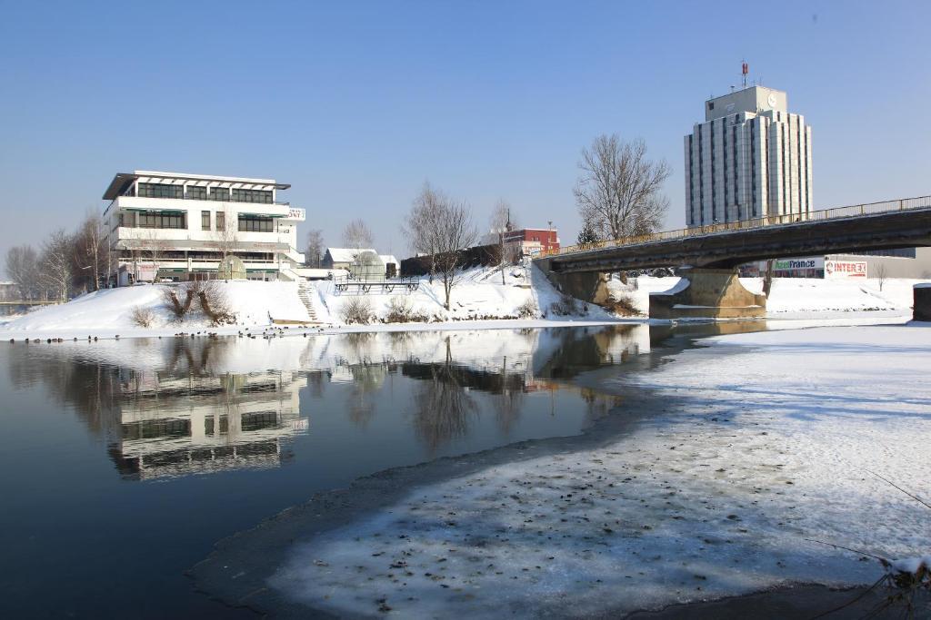 Hotel Le Pont Prijedor Ngoại thất bức ảnh